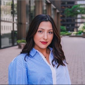 Meet your Posher, Linda